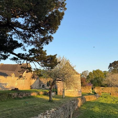 Gite De Couple Cosy Avec Vue Sur Chateau Tremohar - Golfe Du Morbihan, 20 Min De Vannes Berric Ngoại thất bức ảnh