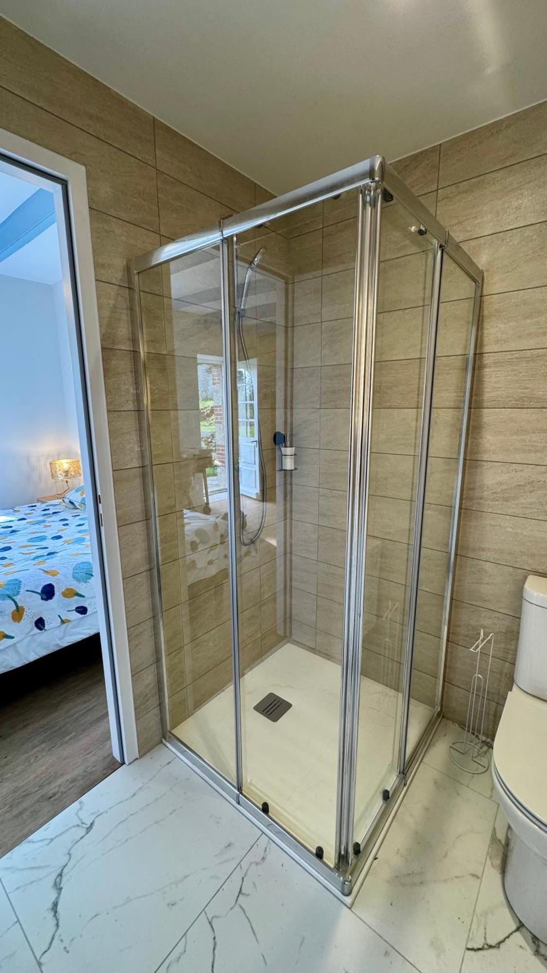 Gite De Couple Cosy Avec Vue Sur Chateau Tremohar - Golfe Du Morbihan, 20 Min De Vannes Berric Ngoại thất bức ảnh